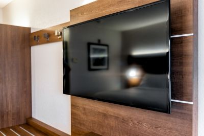 Tv Mounting detail