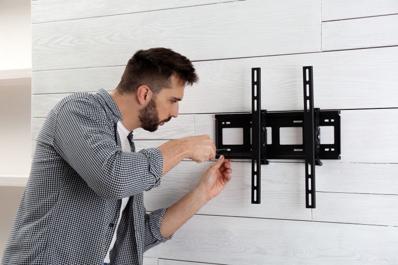 Outdoor Tv Mounting in Kansas City, KS